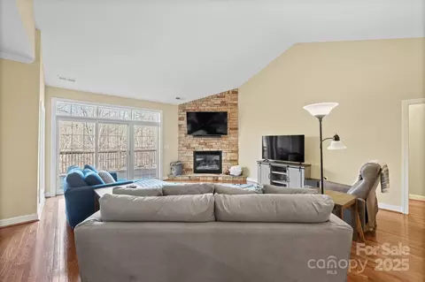 3976 Stadler Ne Dr NE, Conover, NC 28613 photo 7