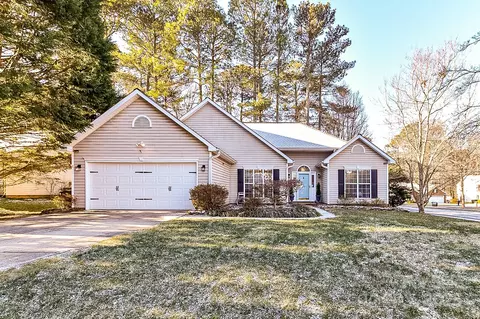 9100 Pine Springs Ct, Huntersville, NC 28078