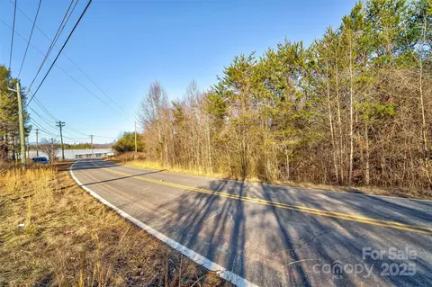 595 Causby Rd, Morganton, NC 28655 photo 12