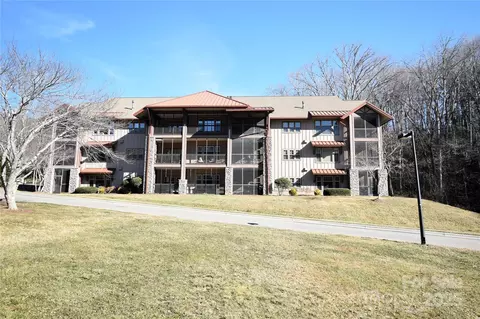 1659 Country Club 1659 Dr #1659, Maggie Valley, NC 28751