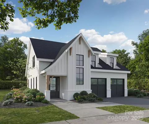 2728 Ritz Ln, Matthews, NC 28105
