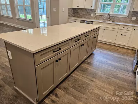 Kitchen - 609 Shiloh Unity Rd, Lancaster, SC 29720 photo 4 of 4