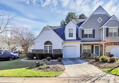 8927 Bryant Field Cir, Charlotte, NC 28277