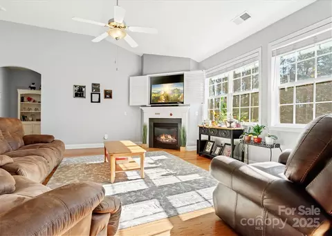 2044 Standing Timber Rd, Lancaster, SC 29720 photo 11