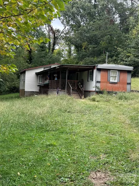 58 Summerside Dr, Weaverville, NC 28787