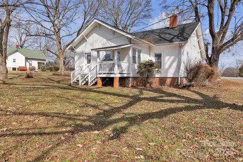 Exterior - 34 Lee Rd, Stony Point, NC 28678 photo 5 of 6