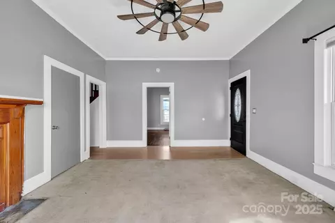Living - 34 Lee Rd, Stony Point, NC 28678 photo 2 of 4