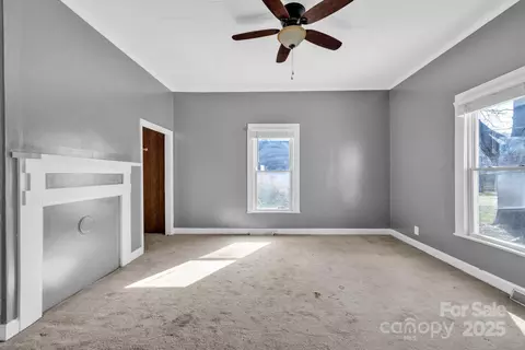 Living - 34 Lee Rd, Stony Point, NC 28678 photo 4 of 4