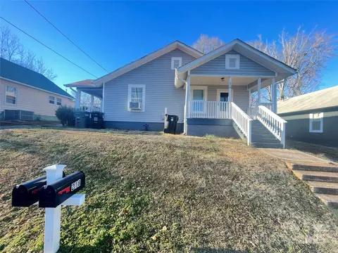 220 Odell Nw Dr NW, Concord, NC 28025