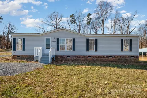 820 Bethesda Rd, Statesville, NC 28677