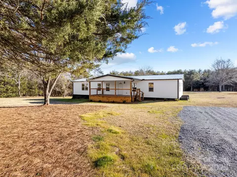 448 Morningstar Lake Rd, Forest City, NC 28043