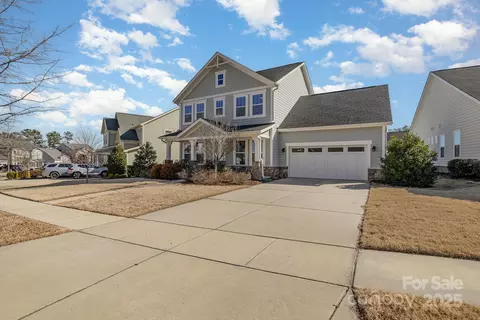 630 Daventry Ct, Clover, SC 29710 photo 4