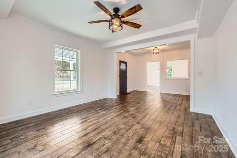 502 E 2nd St, Salisbury, NC 28146 photo 8