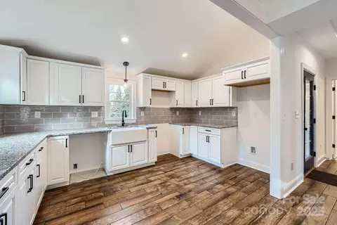 502 E 2nd St, Salisbury, NC 28146 photo 11