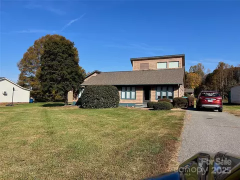 130 Hickory Tree Rd, Mocksville, NC 27028