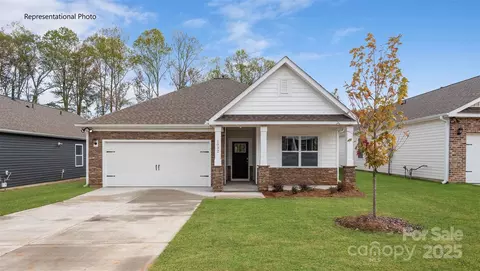 307 Brinkley Dr, Kings Mountain, NC 28086
