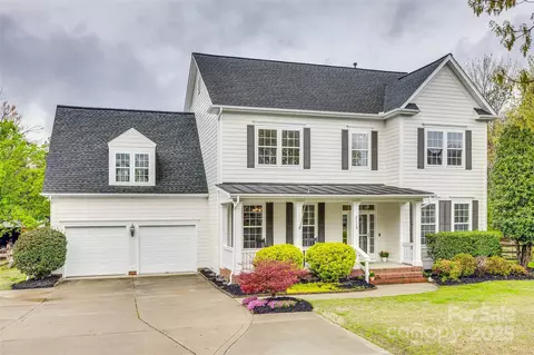 2113 Woodbend Trl, Tega Cay, SC 29708