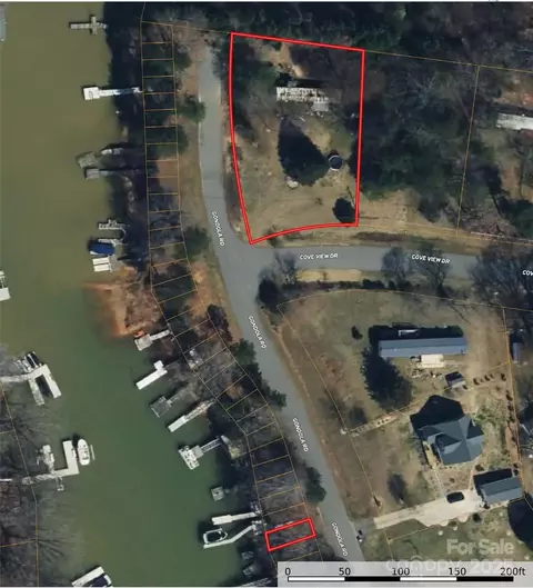 158 Cove View Dr, Mooresville, NC 28117