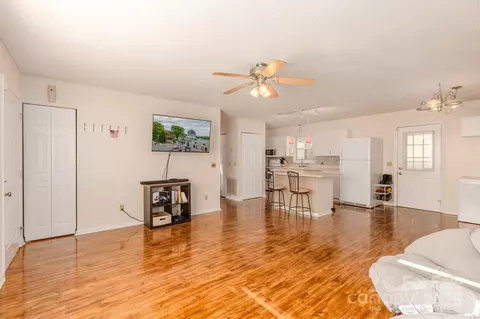 Living - 161 Maple Ave, Marion, NC 28752 photo 2 of 4