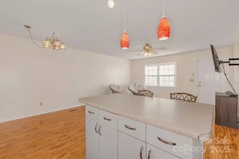 Living - 161 Maple Ave, Marion, NC 28752 photo 4 of 4