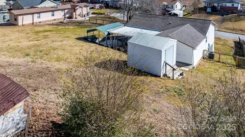 View/Area - 161 Maple Ave, Marion, NC 28752 photo 4 of 4