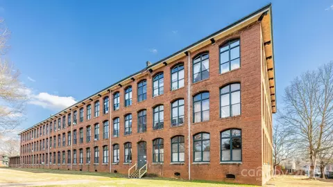 201 S Hoskins 313 Rd #313, Charlotte, NC 28208