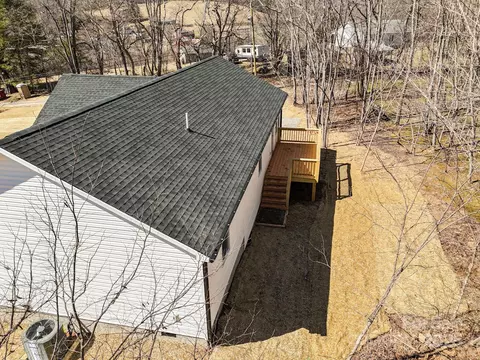 735 Abel Rd, Canton, NC 28716 photo 5