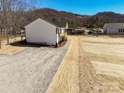 735 Abel Rd, Canton, NC 28716 photo 41