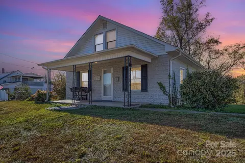 207 N Jonesville Blvd, Jonesville, NC 28642