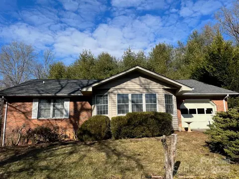 3747 Brevard Rd, Hendersonville, NC 28791