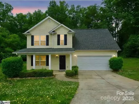 367 Bright Wick Ct, Boiling Springs, SC 29316