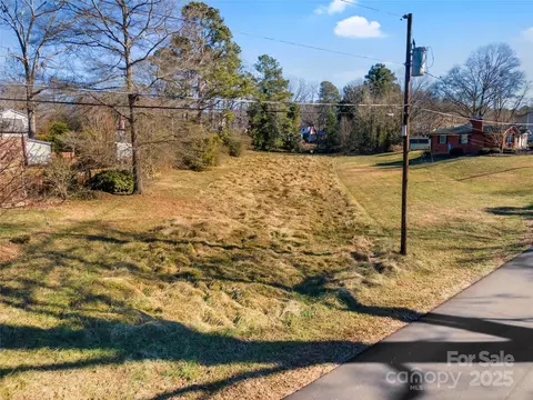000 Melville Rd, Cherryville, NC 28021