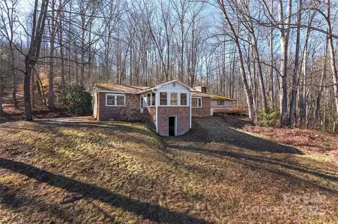 36 Rocky Cove Rd, Candler, NC 28715