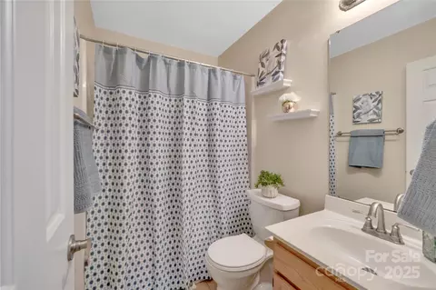 Bath - 5704 Bentgrass Ct, Monroe, NC 28110 photo 1 of 2