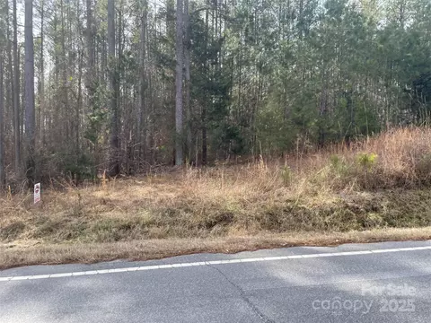 837 Mountain Lakes Rd, Chester, SC 29706