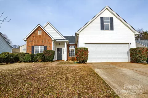 16220 Circlegreen Dr, Charlotte, NC 28273