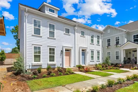 266 Gilead Rd, Huntersville, NC 28078