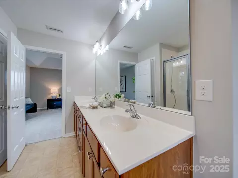 2033 Roscommon Dr, Clover, SC 29710 photo 37