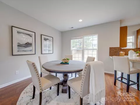 2033 Roscommon Dr, Clover, SC 29710 photo 10