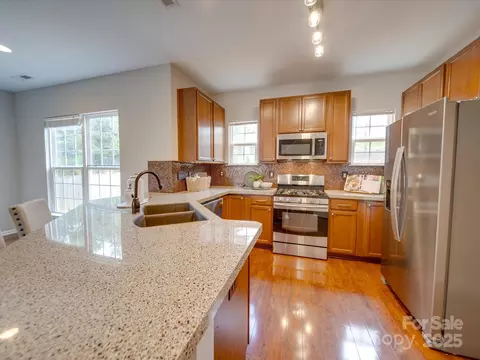 2033 Roscommon Dr, Clover, SC 29710 photo 15