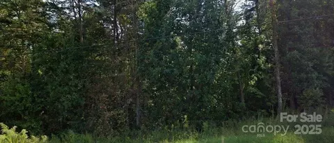 3180 Old Shelby Rd, Hickory, NC 28602