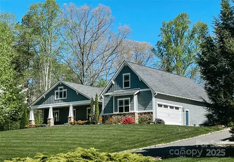 15 Green Laurel Trl, Fletcher, NC 28732