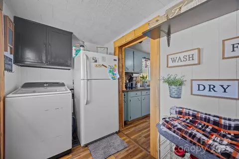 1293 Chambers Mountain Rd, Clyde, NC 28721 photo 12