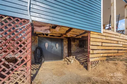 1293 Chambers Mountain Rd, Clyde, NC 28721 photo 20