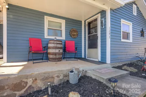 1293 Chambers Mountain Rd, Clyde, NC 28721 photo 3