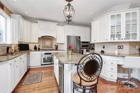 Kitchen - 18808 Coveside Ln, Cornelius, NC 28031 photo 1 of 1