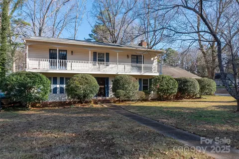 7100 Leesburg Rd, Charlotte, NC 28215
