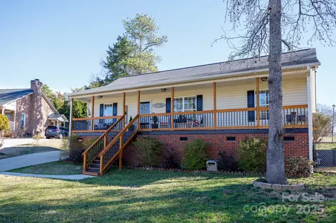 1825 Bloomsbury Dr, Rock Hill, SC 29730