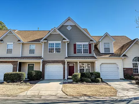 11023 Alderbrook Ln, Charlotte, NC 28270