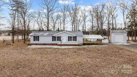 3535 Tines Dr, Midland, NC 28107